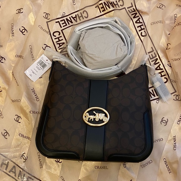 Coach Hobo In Signature Canvas & Leather NWT - Picture 8 of 11